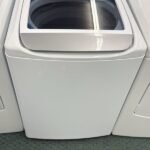 INSIGNIA USED ELECTRIC FRONT LOAD WASHER WHITE WITH WARRANTY