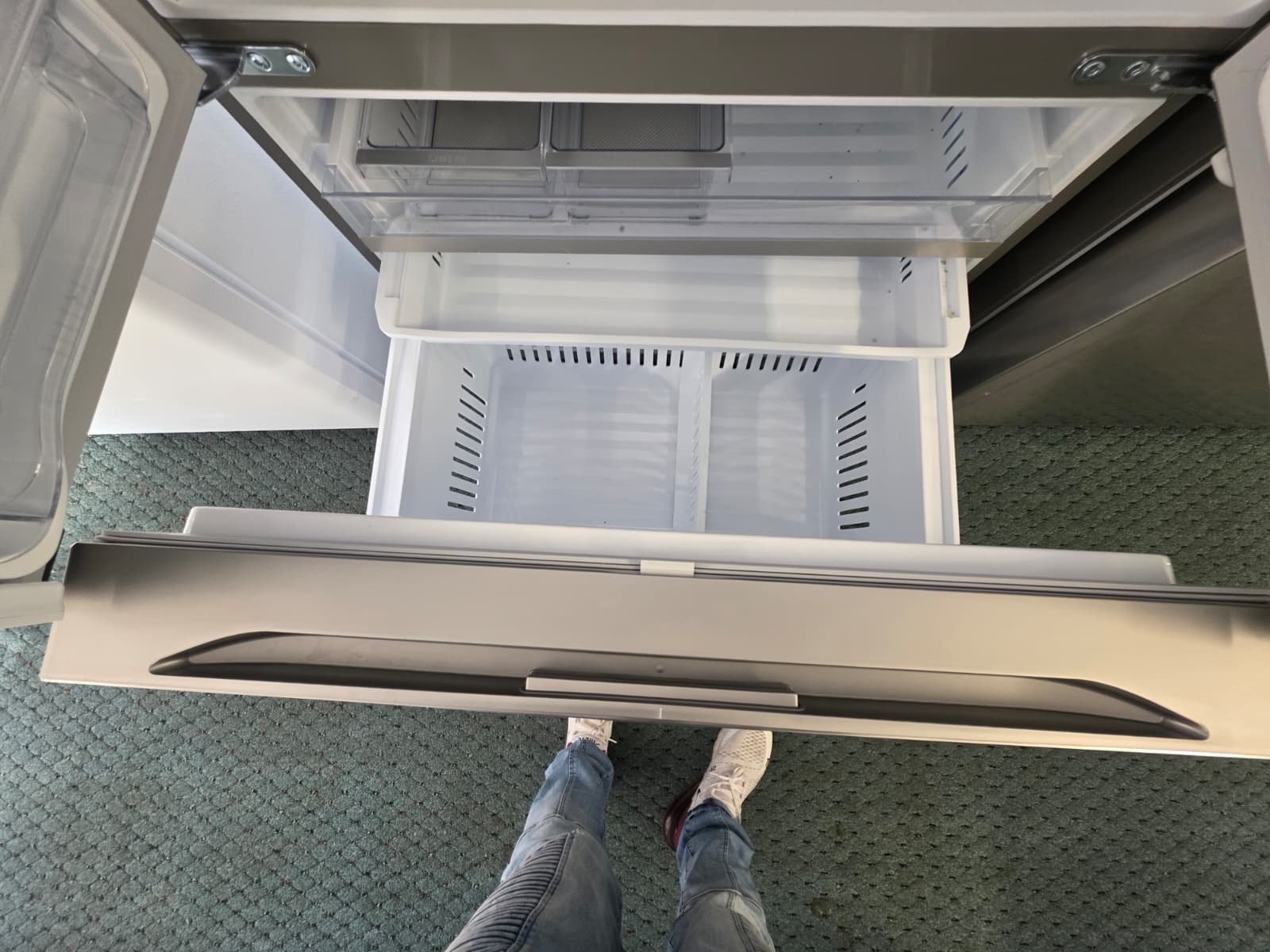 LG 36" NEW OPEN BOX STAINLESS FRENCH DOOR REFRIGERATOR - Image 4