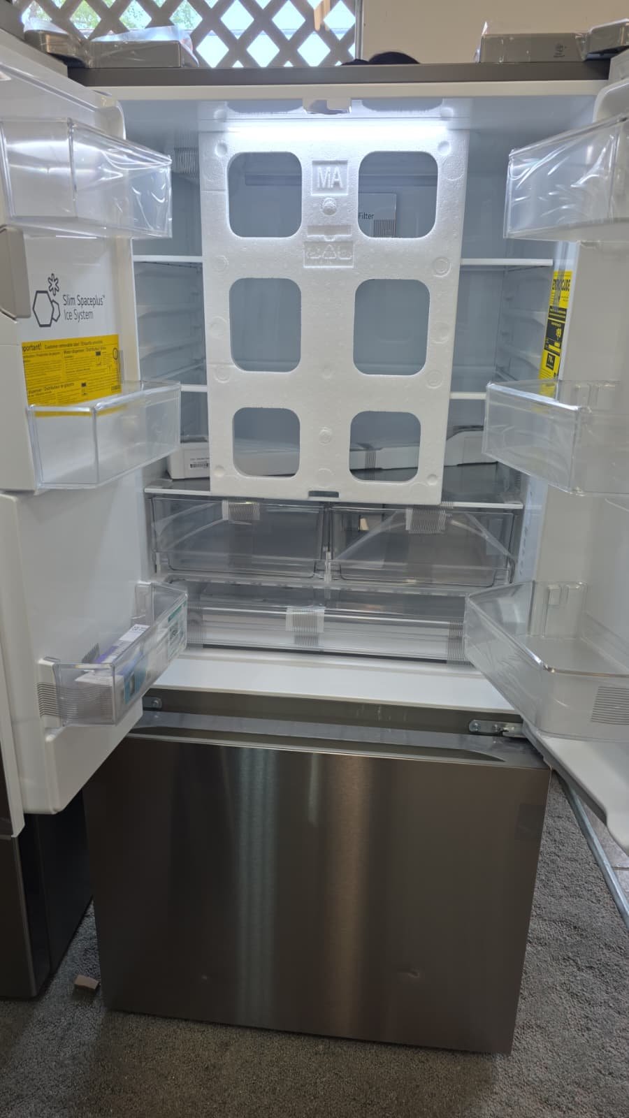 LG LF25H6330S New 25 Cu. Ft. French Door Refrigerator with Ice & Water Dispenser - Image 2