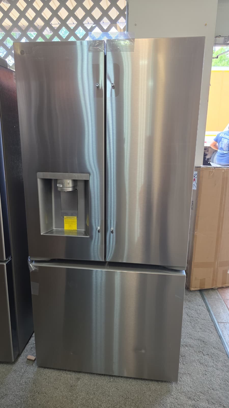 LG LF25H6330S New 25 Cu. Ft. French Door Refrigerator with Ice & Water Dispenser