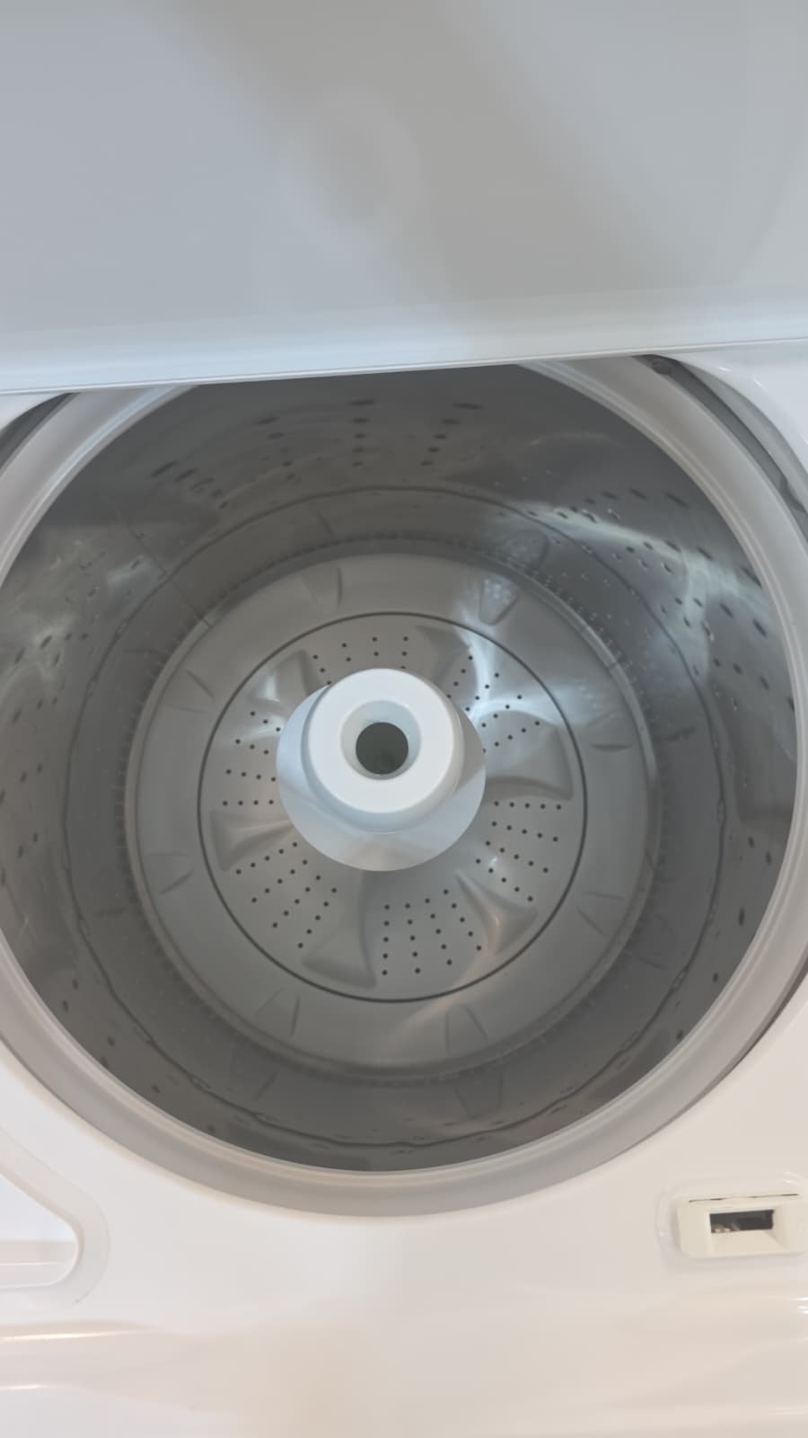 Amana Used NTW4519JW2 Top Load Washer - Image 2