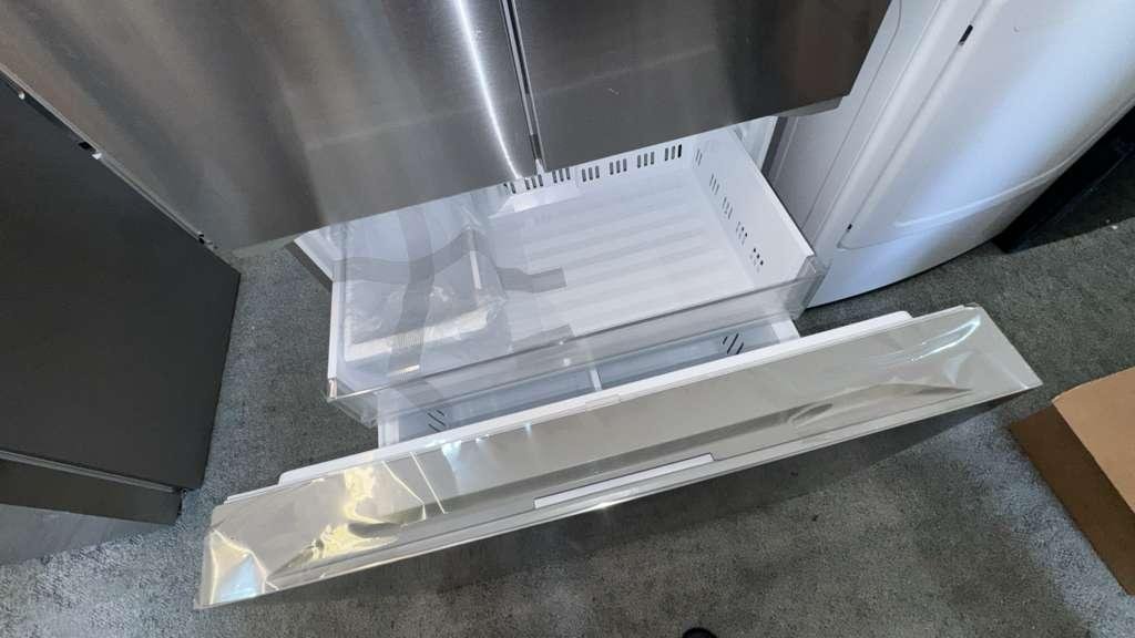 LG 27 Cu. Ft. Smart Counter-Depth MAX™ French Door Refrigerator - Image 3
