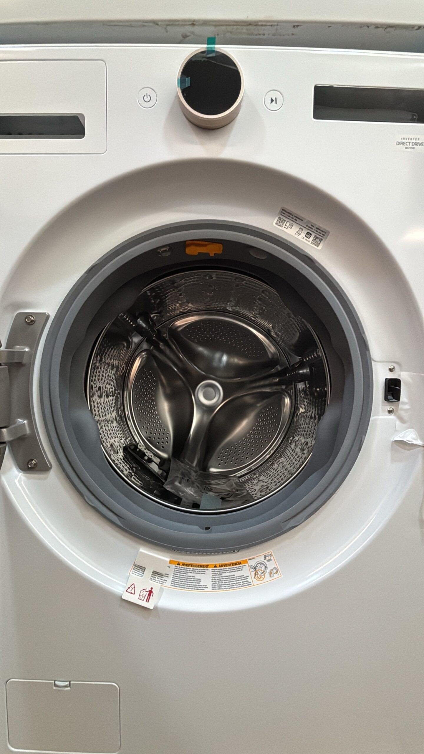 LG WM6500HWA 4.5 Cu. Ft. Smart Front Load Washer – White - Image 2