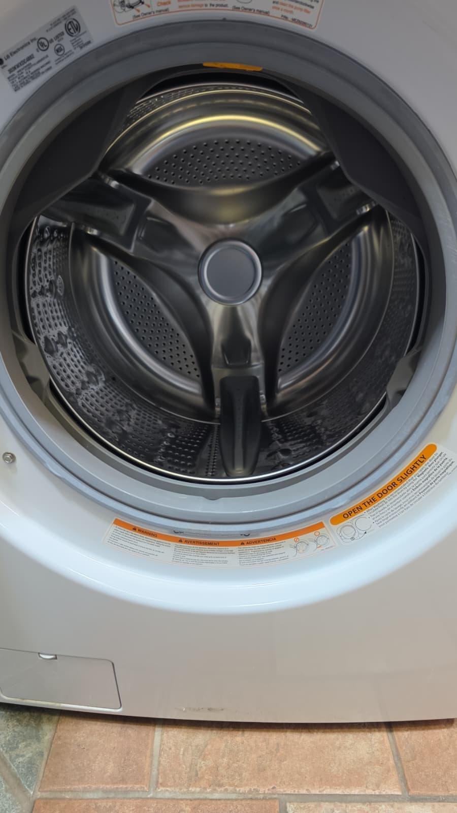 LG WM3470HWA 4.0 Cu. Ft. Front Load Washer – White - Image 2