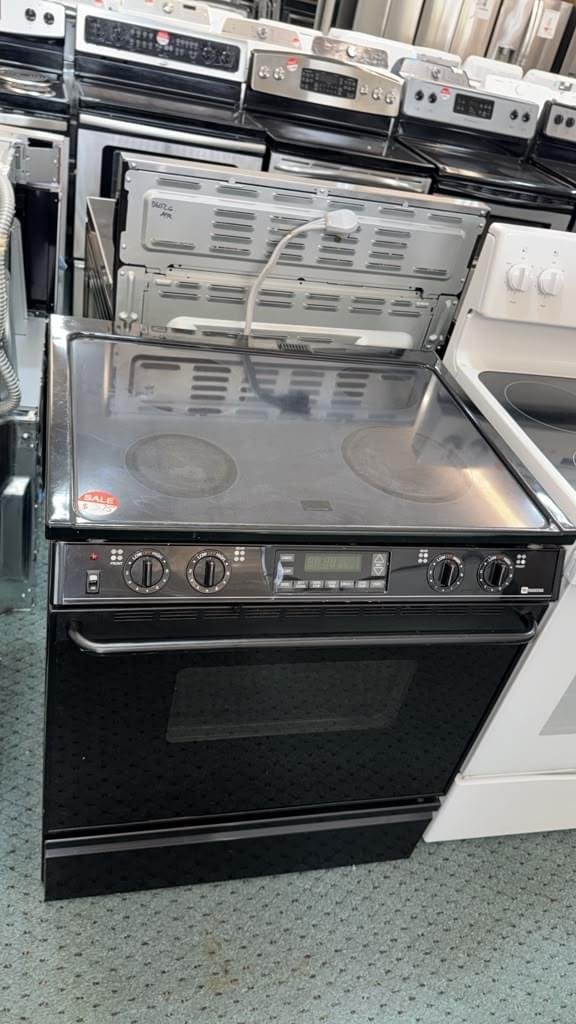 MAYTAG 30" USED GLASS TOP SLIDE IN ELECTRIC RANGE