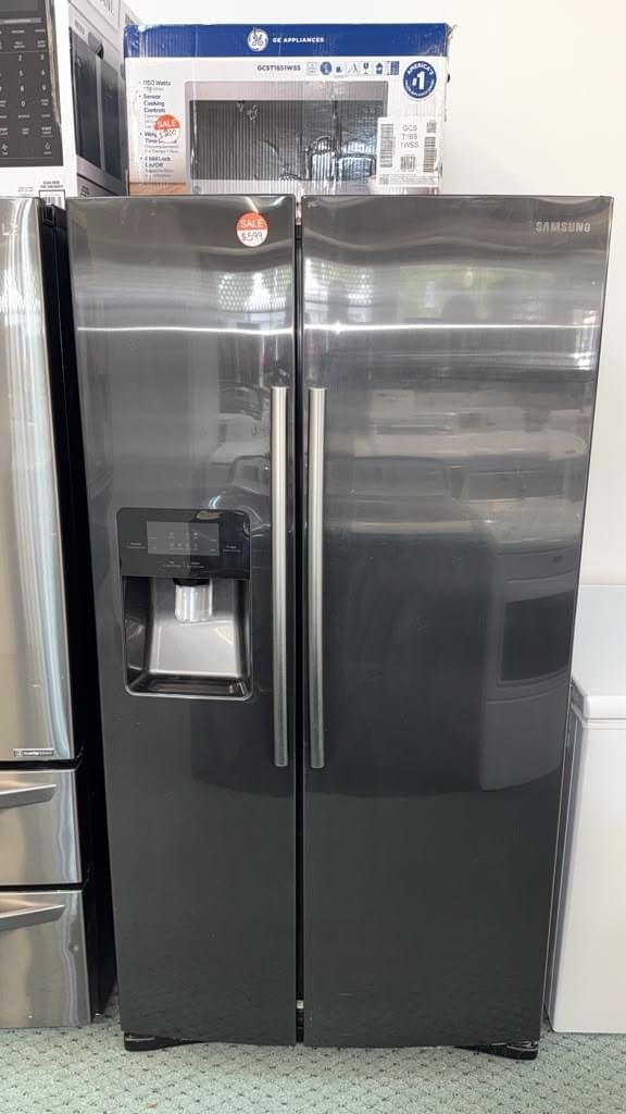 SAMSUNG 36" WIDE USED SIDE BY SIDE REFRIGERATOR - BLACK