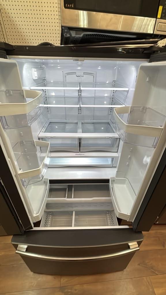 GE GNE29GMKGES 27.7 Cu. Ft. French Door Refrigerator – Slate - Image 2